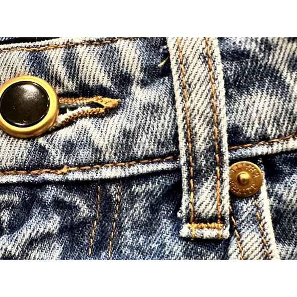 Khaite – Danielle High-Rise Straight Jeans – Blue (Acid-Wash Finish) – Size 24 - Picture 6 of 6